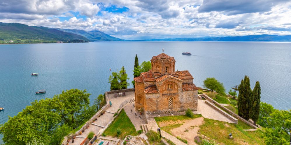 ВЕЛИКДЕН -  ОХРИДСКО ЕЗЕРО - СКОПИЕ-ТИРАНА - АЛБАНИЯ